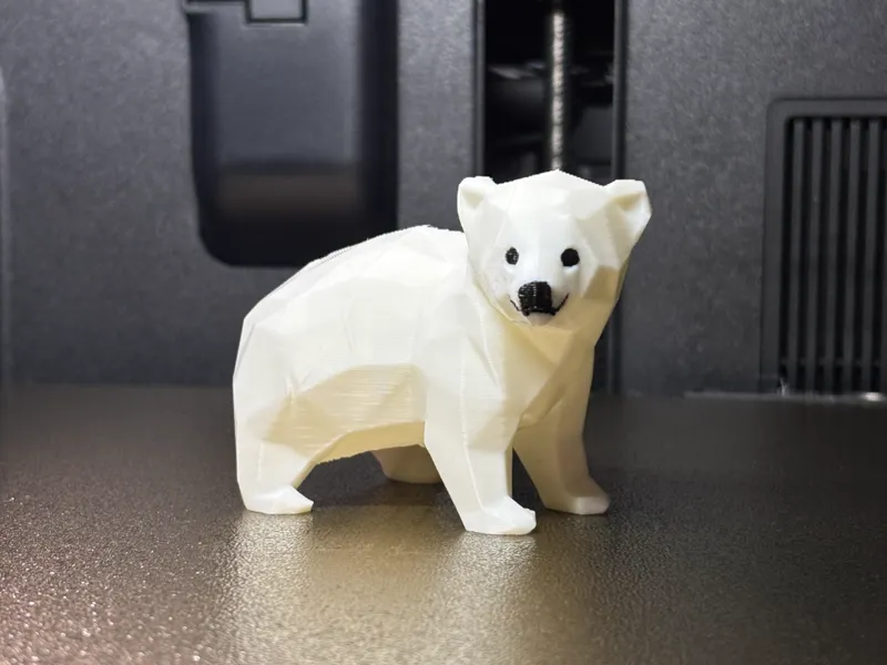 Polygon Eisbär
