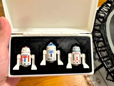 Droid mini fig holder and box