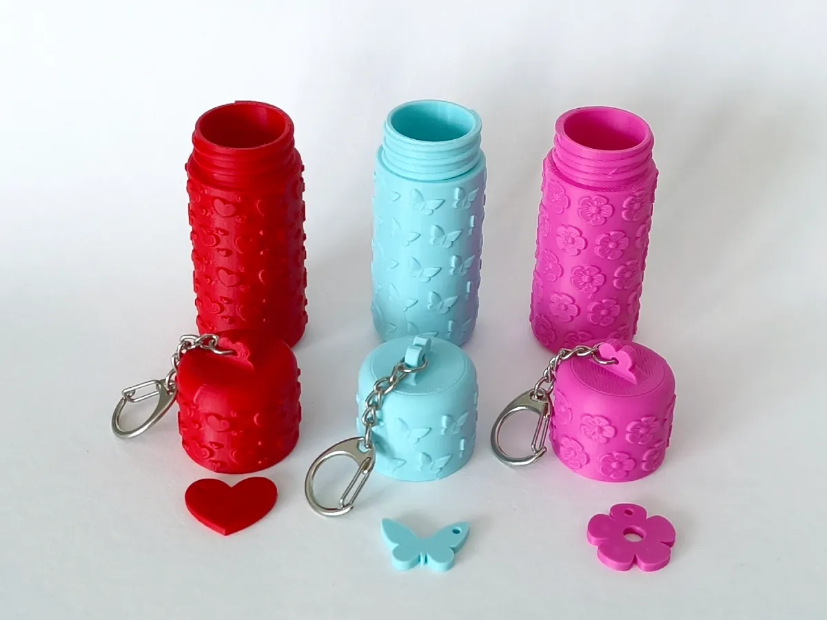 Lipstick case with ornament - keychain view 2