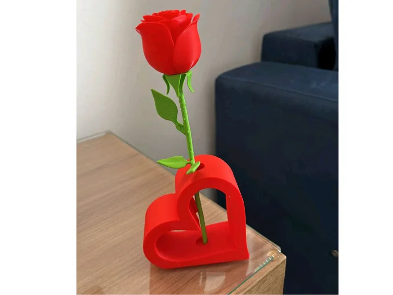 Heart shaped flower stand
