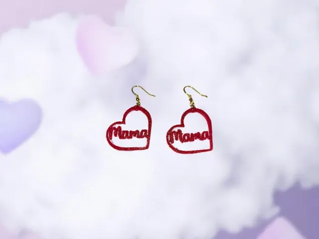 Love mama earrings
