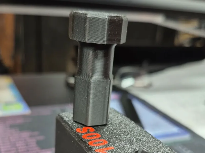 Amp knob nut tool