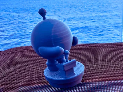 Eggy Little Green's Happy Cruise Trip