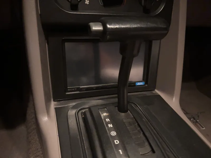 Double Din Stereo Trim (NoDrilling) (CommandStrip)