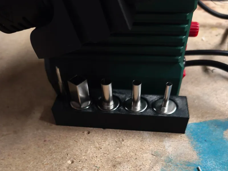 Parkside Holder