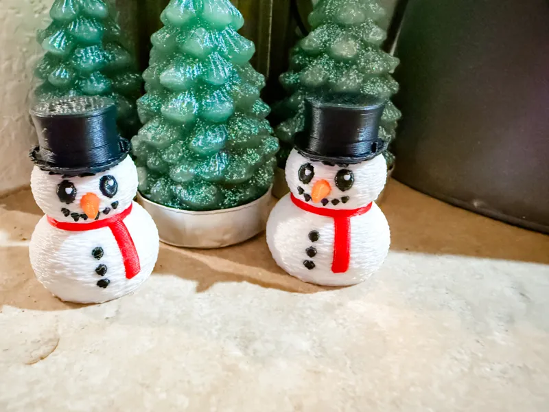 Tiny snowman