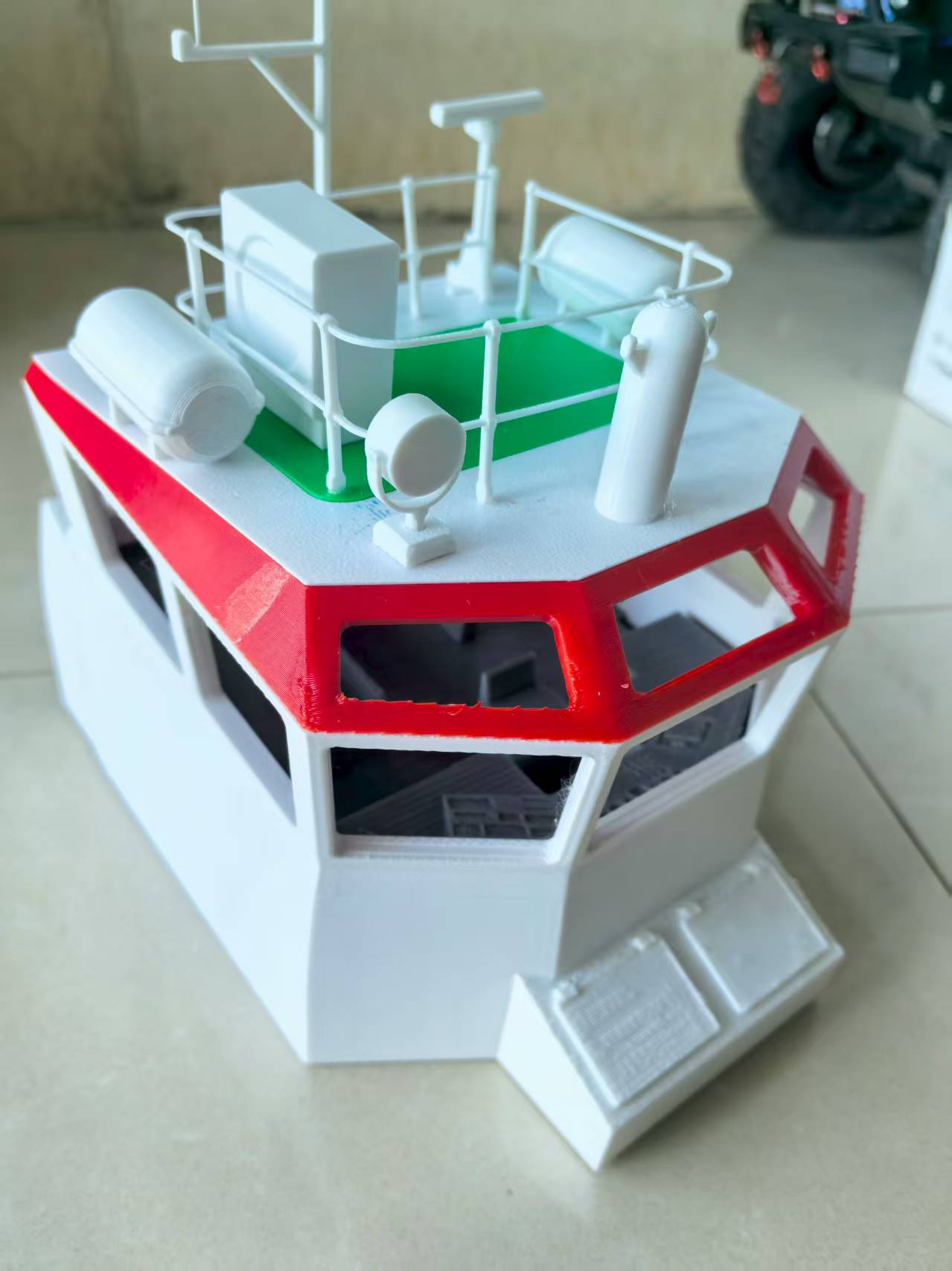 Miniatura 4 do modelo 3D 免漆版拖船，无需多色打印