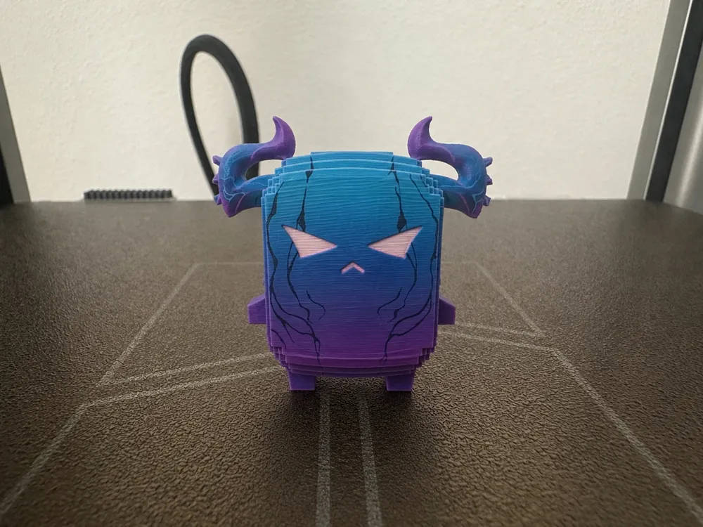 Soporte: Fortnite Storm Scout Sprite. Referencia del modelo original.