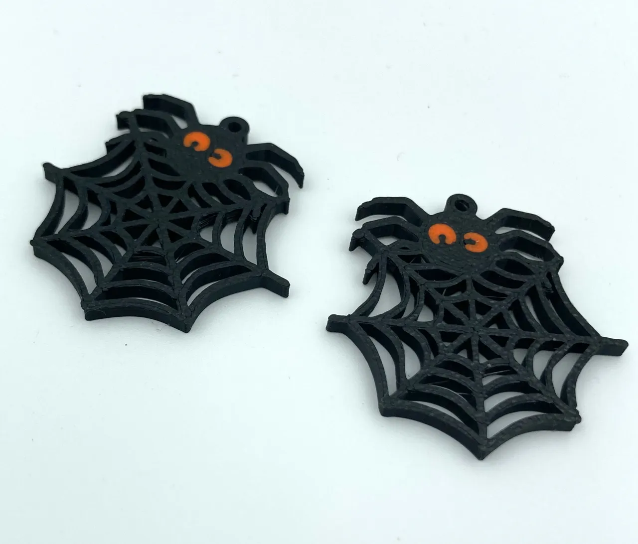 Pendientes Telaraña / Spiderweb earrings view 3