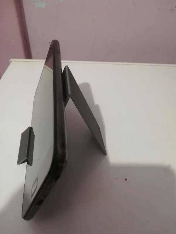 Support téléphone basique