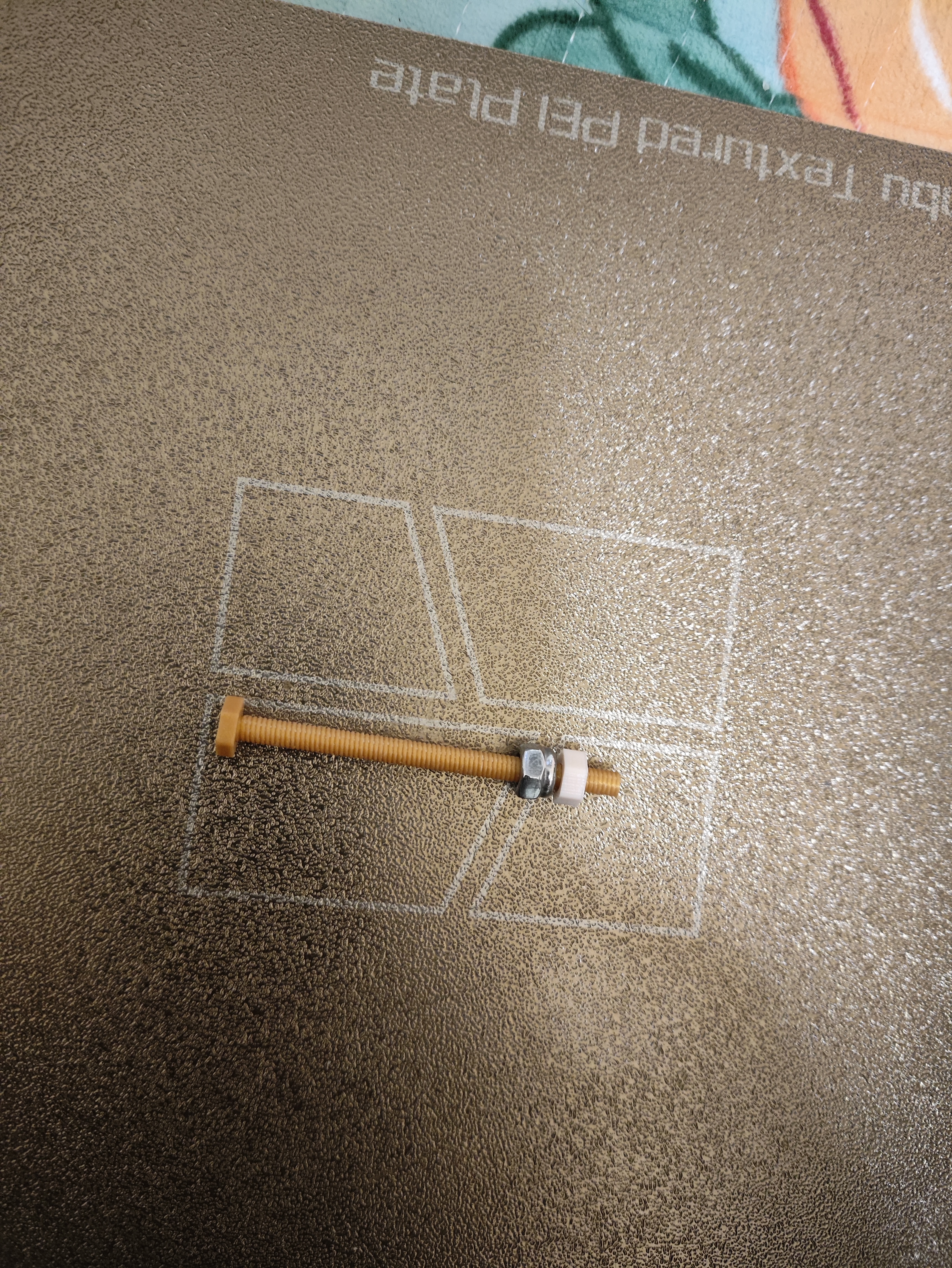 Miniatura 14 do modelo 3D M4外六角螺丝、螺帽