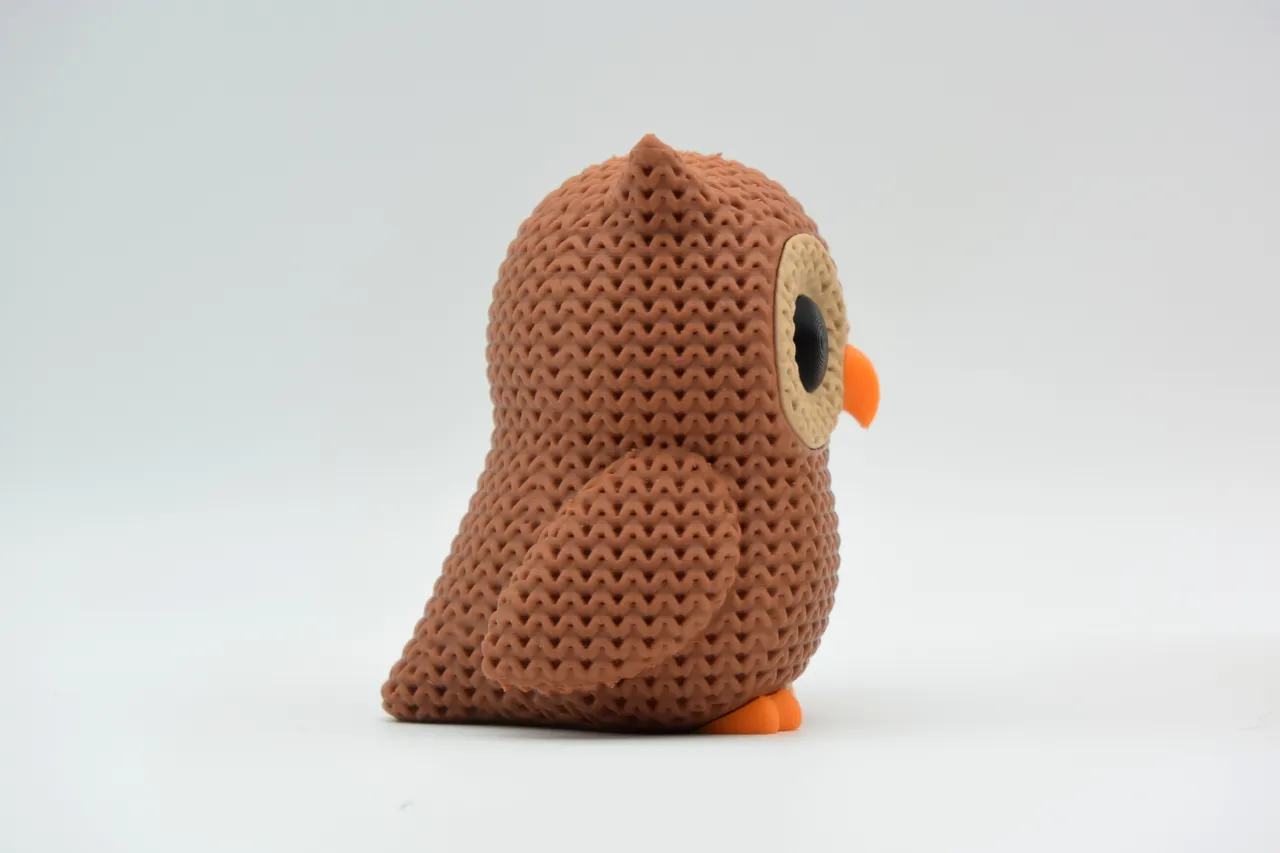 Knitted Owl view 2