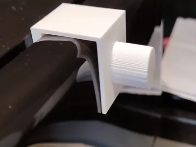 Air fryer pan handle holder
