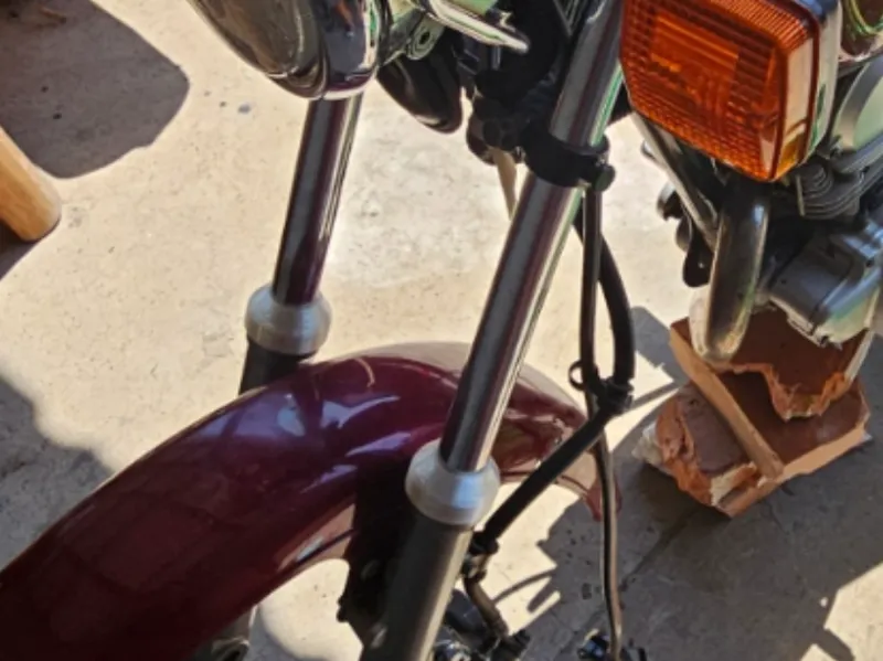 Yamaha SR125 Fork Dust Cover