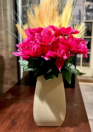 Modern Vase, Minimalist Design