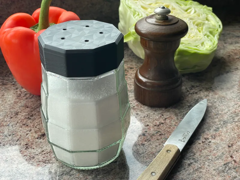 Bister Jar salt shaker