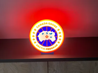 Canada Goose Lightbox With Stand