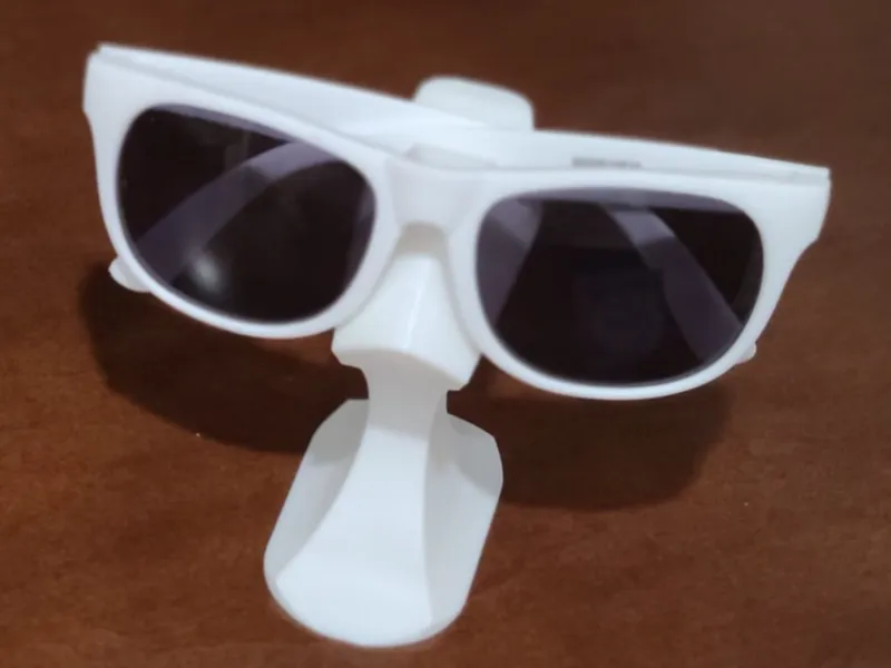Eyewear Stand