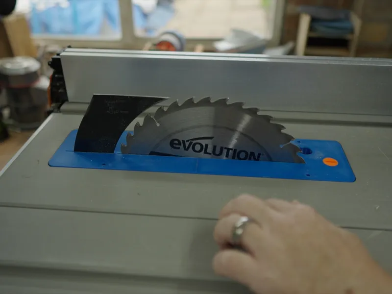 Evolution R255TBL zero-clearance insert plate: H2S