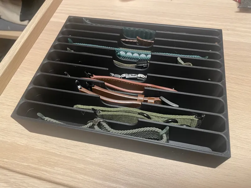 Apple Watch band organizer