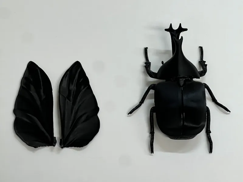 カブトムシ立体アクションマグネット 開閉&脱着ギミック付き!
