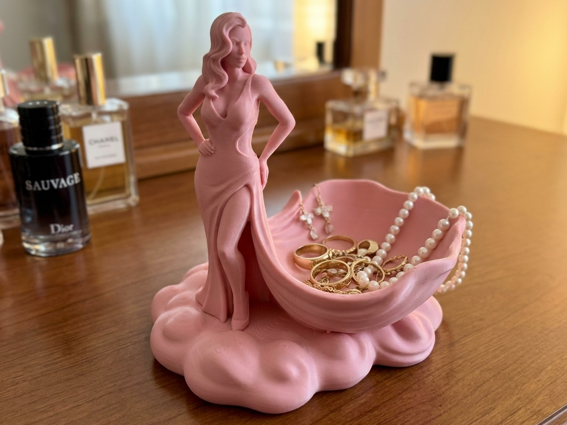 Pin-up Goddess Jewelry Tray & Ring Holder