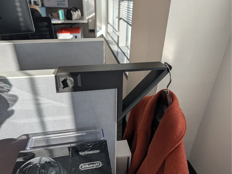 Parametric Cubicle coat hanger for work
