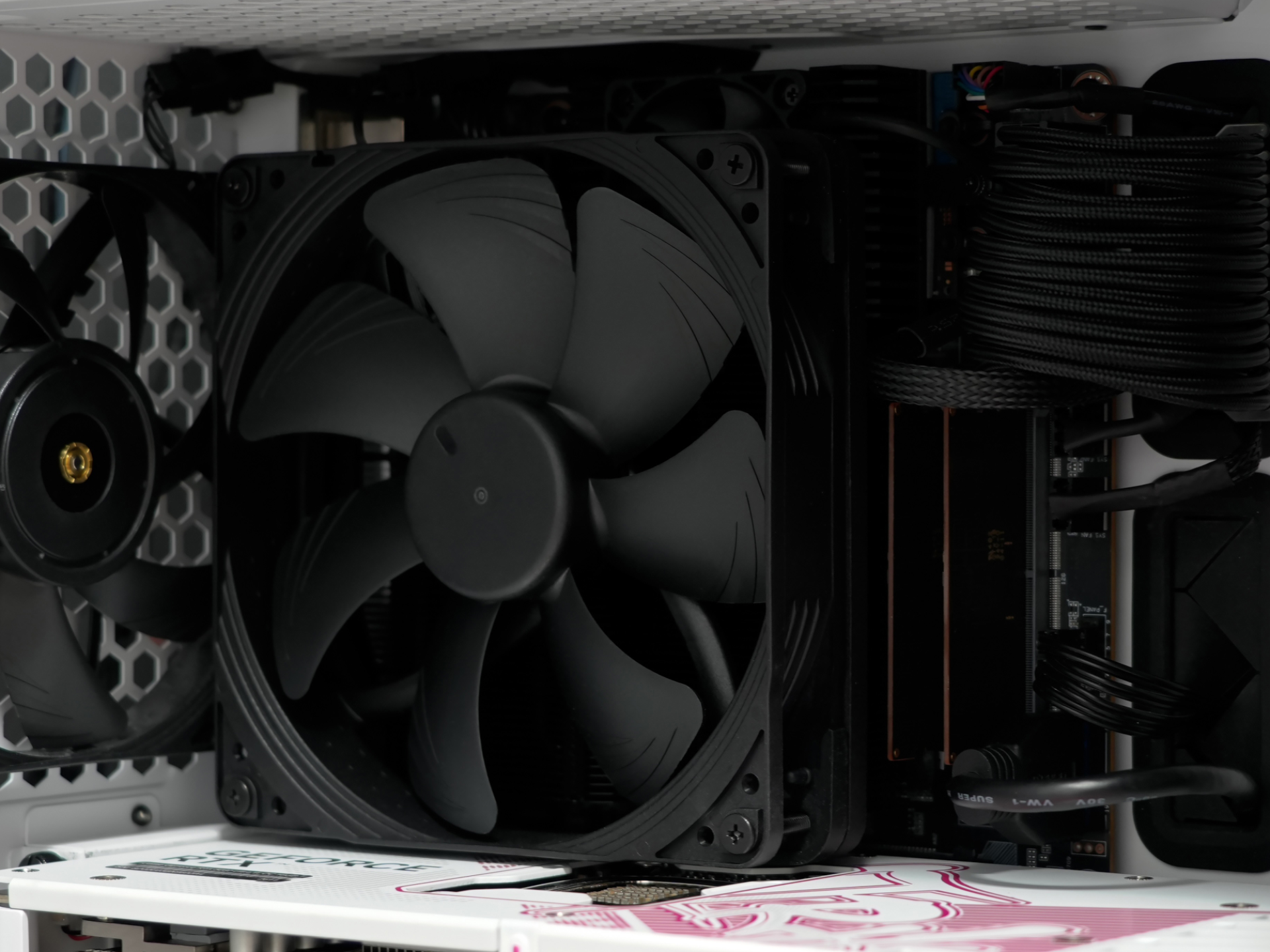 适用于铭凡Minisforum BD770/790/795主板的14cm CPU风扇支架