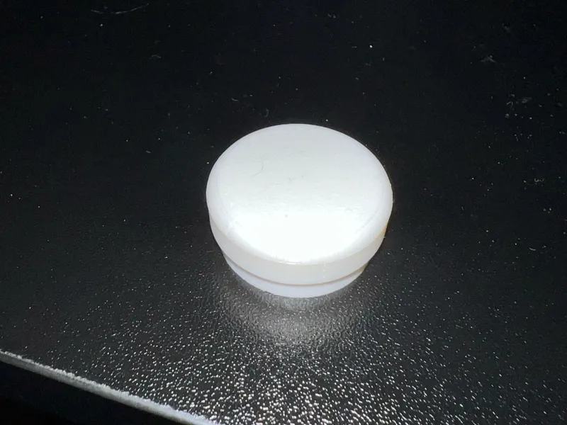 Behälter für Lippenbalsam
