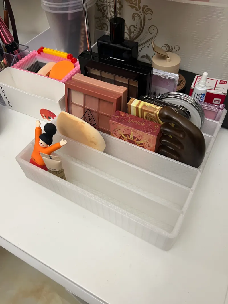 化妆品收纳盒 收纳盘 Cosmetics storage box storage tray