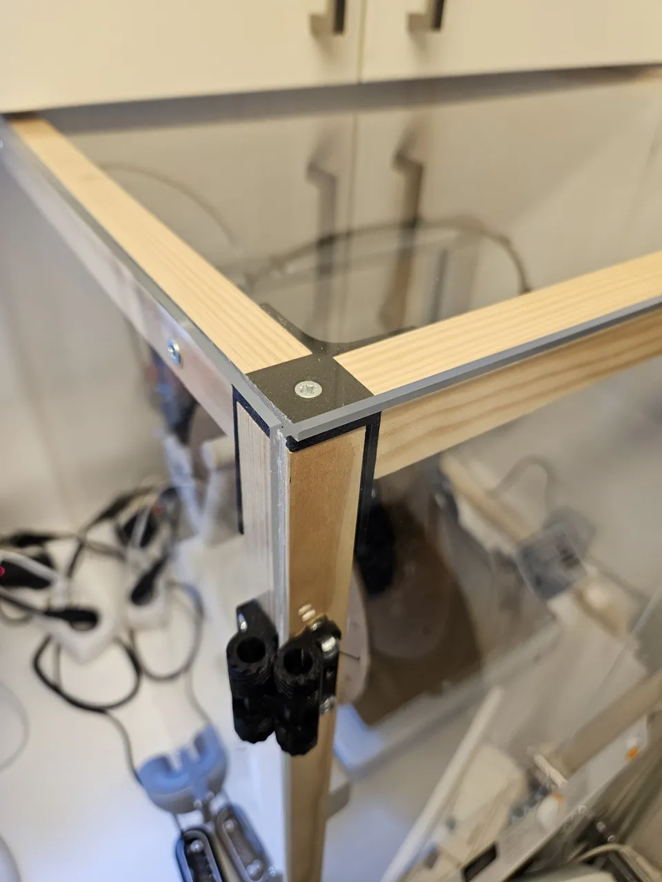 FlushFit Corner Bracket (No Gaps! No Wobble!) view 4