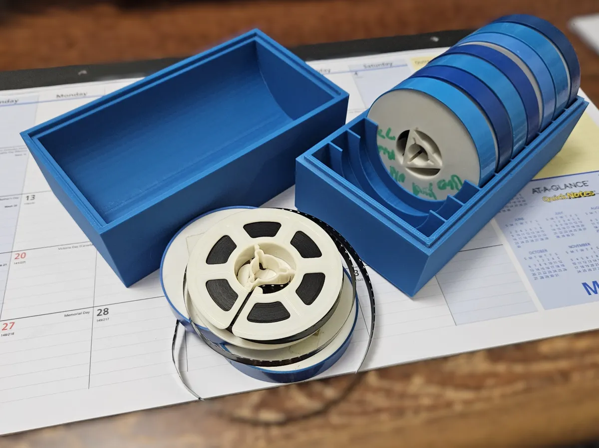 Boîtier pour bobine Super 8 (3 x 10)