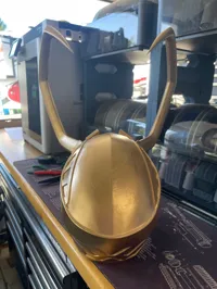 Casque inspiré de Loki — photo 4