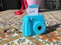 Porte-clés appareil photo Polaroid avec photo — photo 2