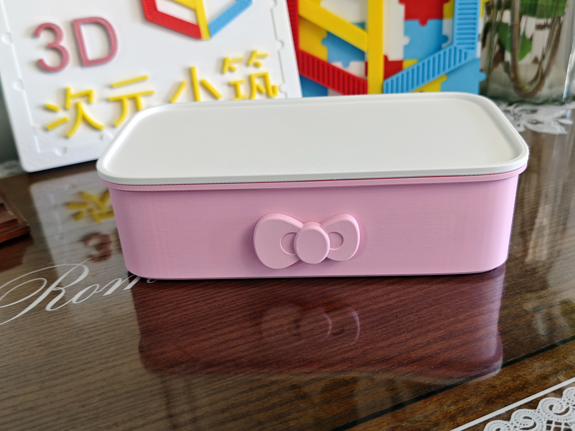 Miniatura 4 do modelo 3D Hellokitty蝴蝶结 简约储物盒 可堆叠收纳盒子 可拆卸活动隔板 珠宝首饰 零件配件盒子