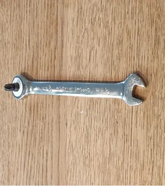 Adaptador llave de carraca M8