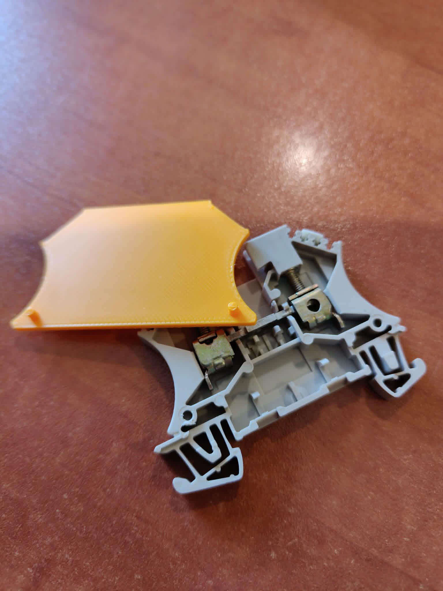 0.2mm layer, 2 walls, 100% infill