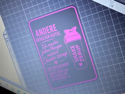 MY SHAKE GIVES ME HOPE.
