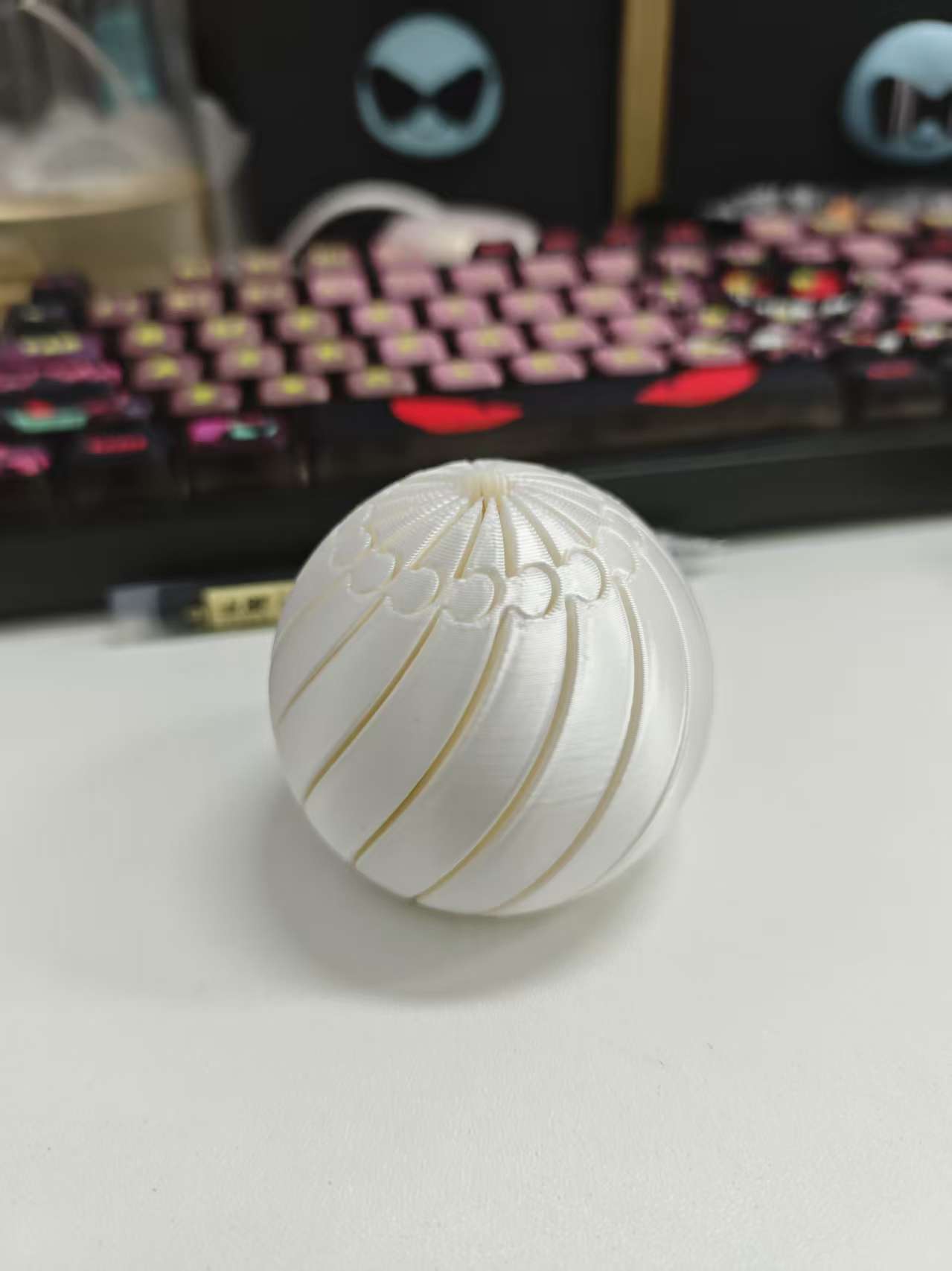 Miniatura 1 do modelo 3D 两种可以活动的史莱姆球