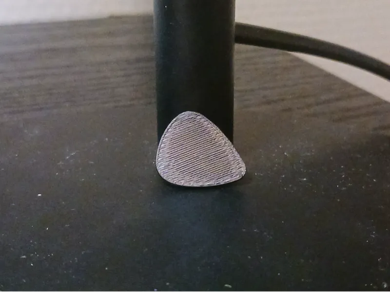 Small Guitar PIck