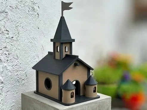 Birdhouse & Feeder: High-Detail Garden Decor
