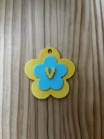 V - Flower Keychain