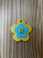 R - Flower Keychain