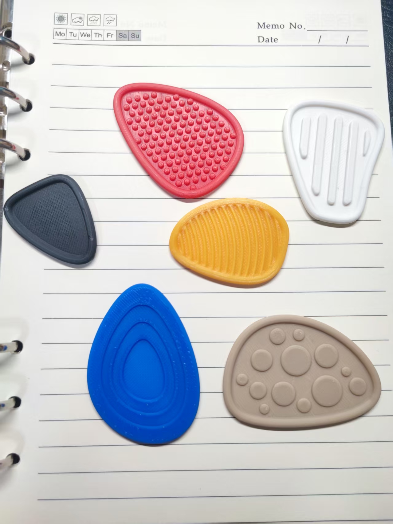 Miniatura 2 do modelo 3D 感官按摩石——静心安神、舒缓解压、辅助记忆、用脑必备