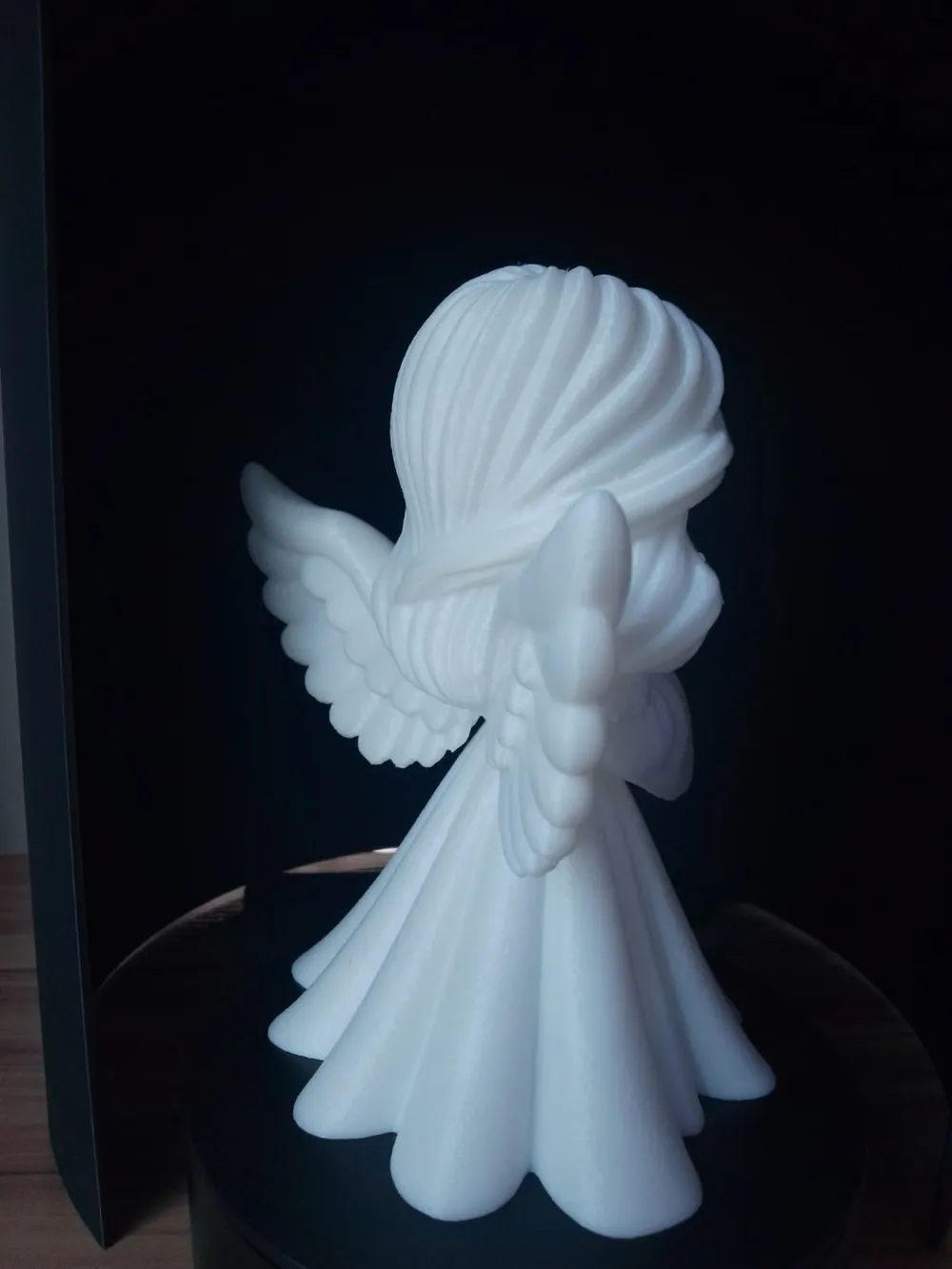 Praying Angel – A small guardian angel - Free 3D Print Model - MakerWorld