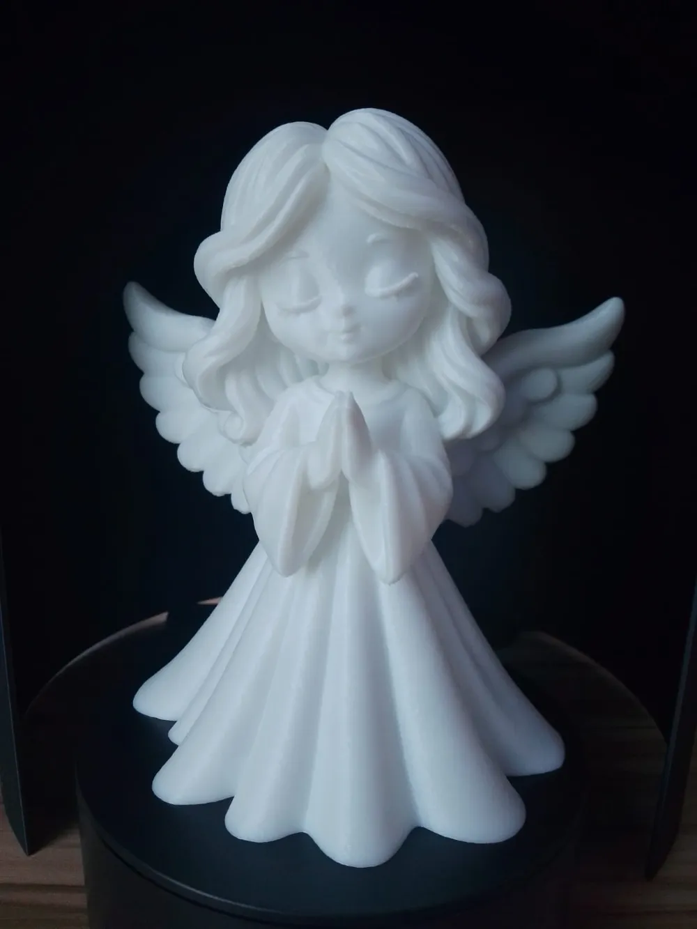 Praying Angel – A small guardian angel - Free 3D Print Model - MakerWorld