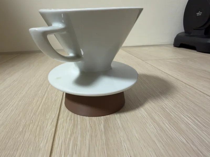圓滑且穩固的咖啡濾杯架
