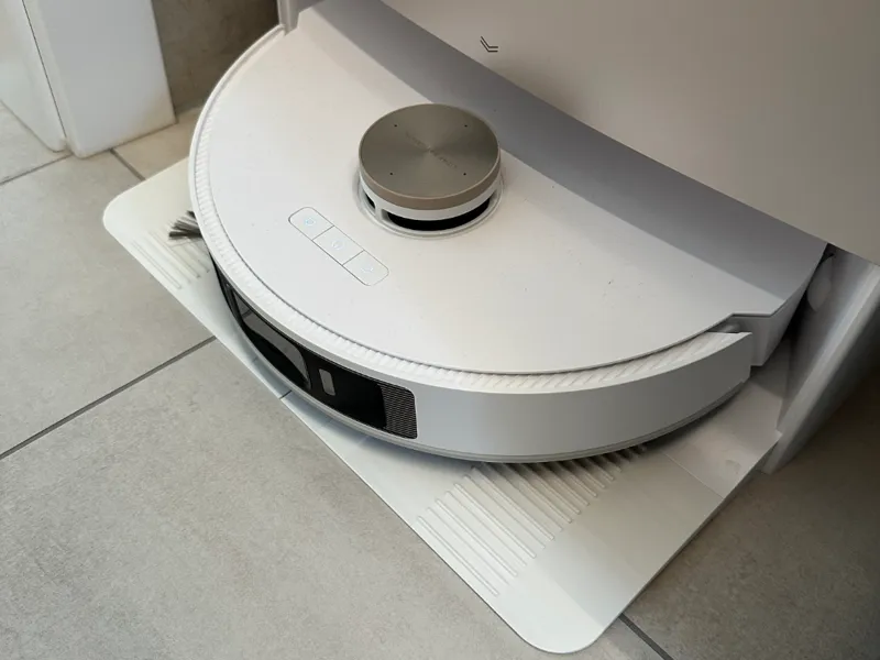 Shortened ramps for Dreame L10/L20 docking station
