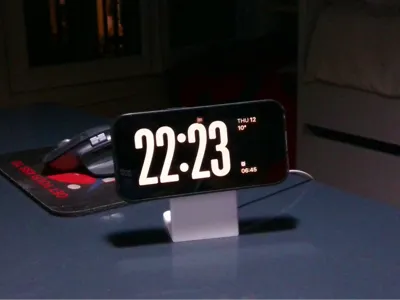Apple_MagSafe_holder