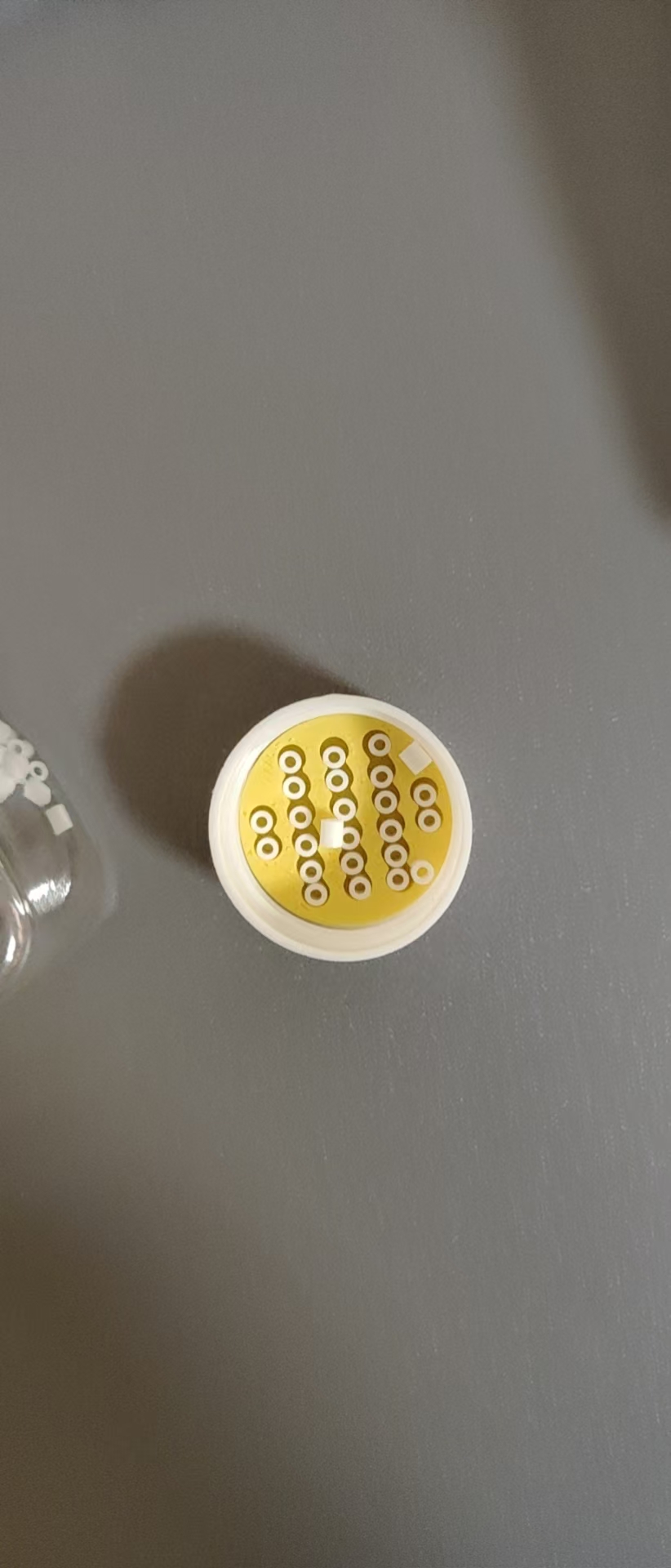 Miniatura 2 do modelo 3D 适配30ml小药瓶的立豆片